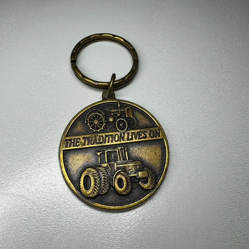 Vintage 1990 John Deere Keychain Key Ring‎ Waterloo Operations Iowa USA